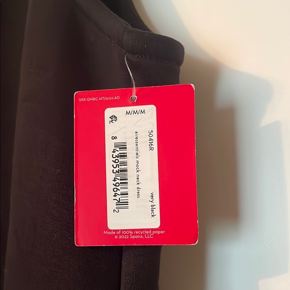 NWT SPANX Air Essentials Mock Neck Dress M - Picture 3 of 3